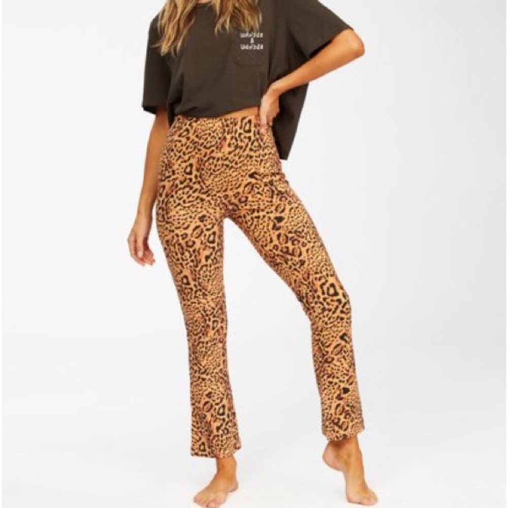 Billabong Cheetah Lounge Flare Pants NWT M